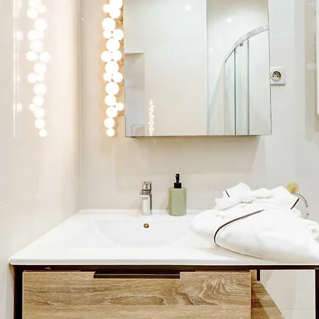 Апартаменты Bnbnova - Le Marais - Pont Marie